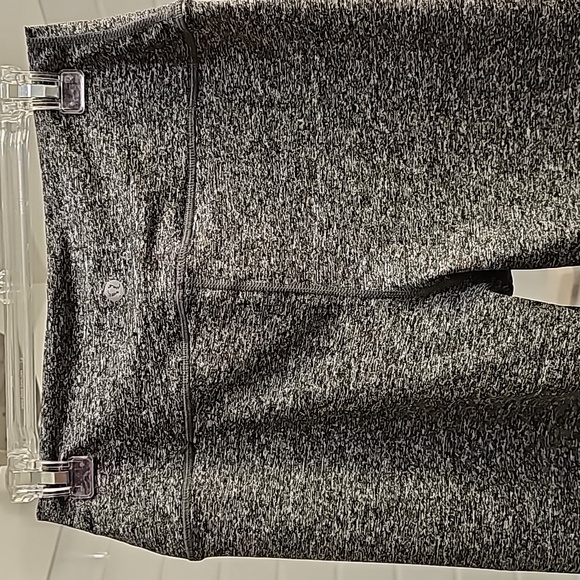 Lululemon High Rise Leggings. New, never worn. - Picture 6 of 9